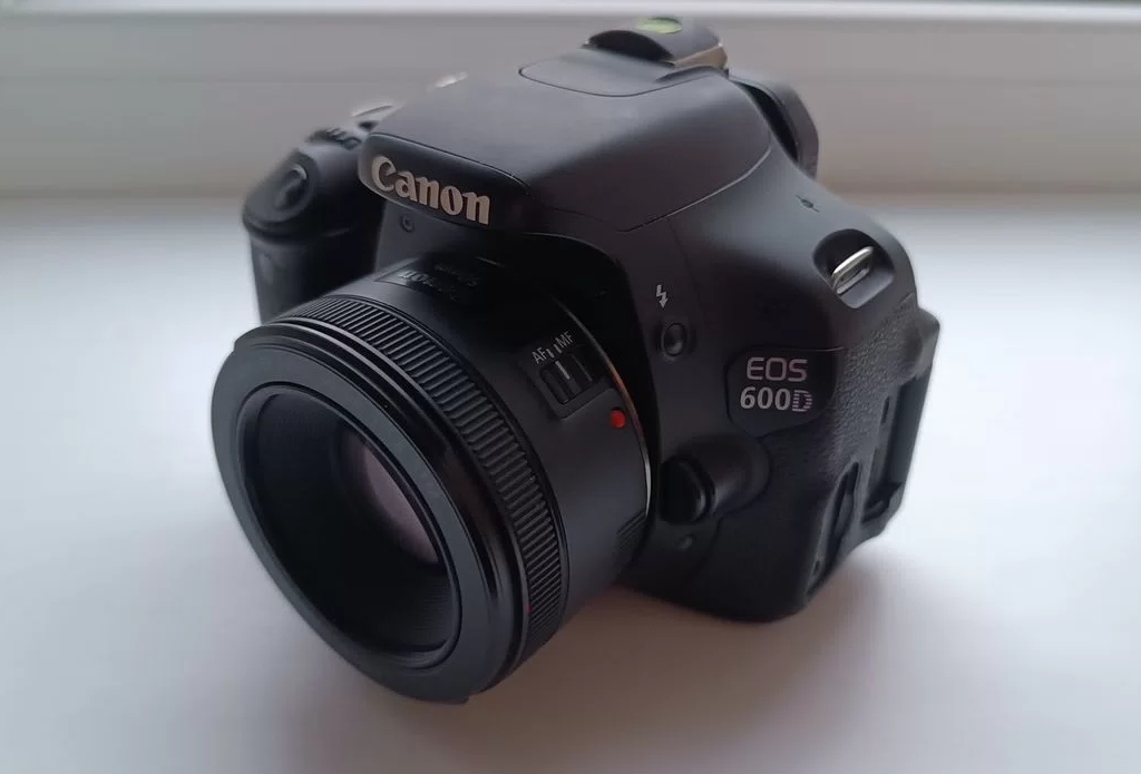 Canon EF 50 f/1.8 STM 